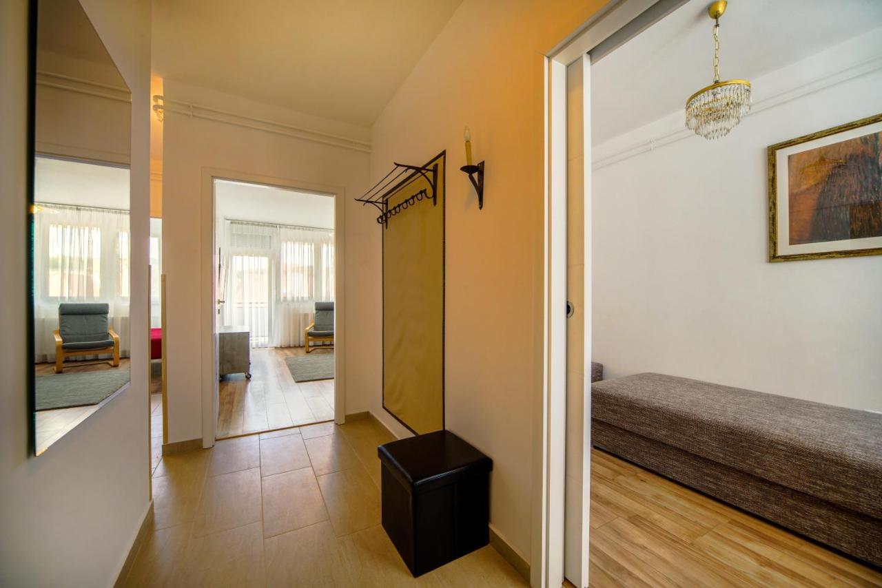 Illy Apartman Apartment เอ็กเกอร์ ภายนอก รูปภาพ